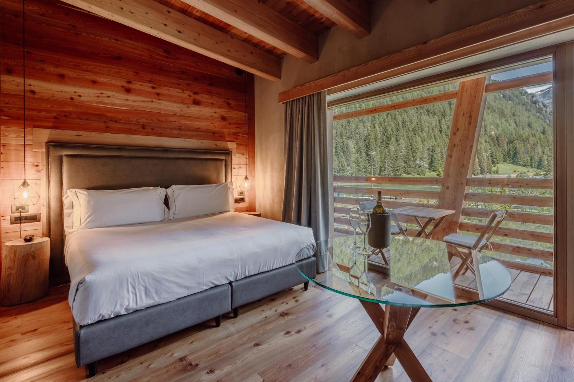 Au Charmant Petit Lac - Ecohotel Parc & Spa Champoluc Esterno foto