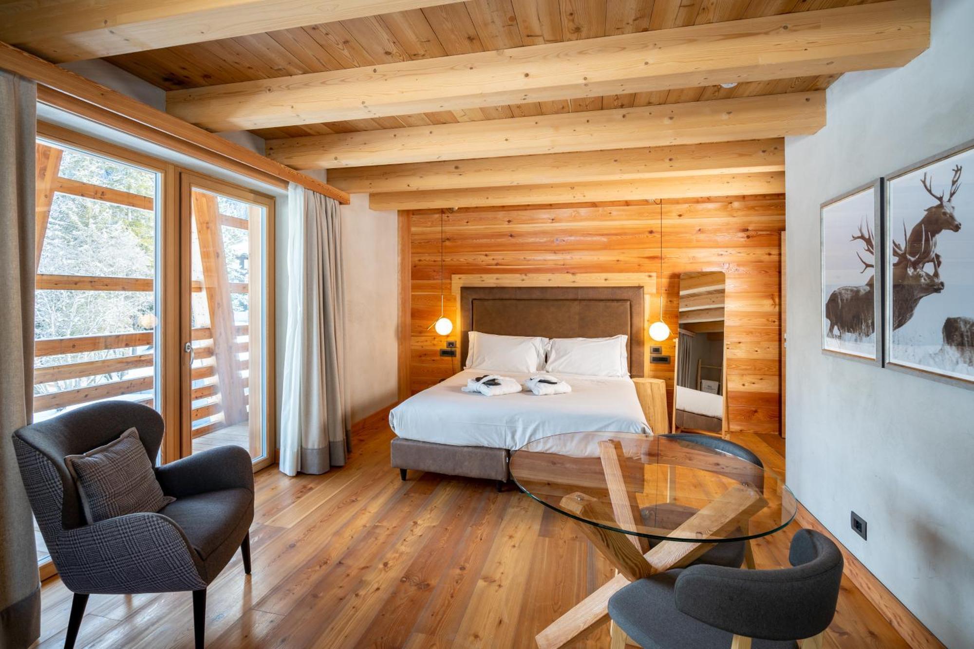 Au Charmant Petit Lac - Ecohotel Parc & Spa Champoluc Esterno foto